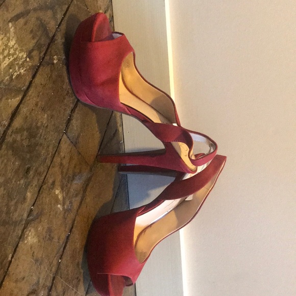 6” Jessica Simpson open toe platform heels - Picture 2 of 4